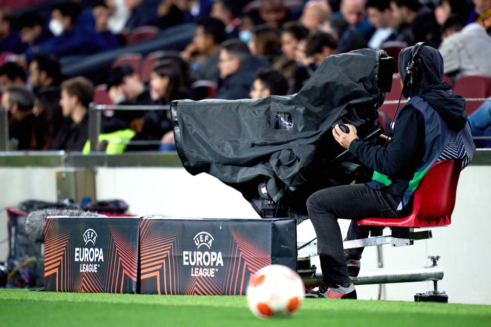 Daily Mirror - We save lives for £14 an hour WTX News Europa League fixtures TV 52a5b99